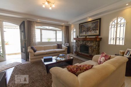 Casa de condomínio à venda com 300m², 3 quartos e 4 vagassala estar 1 