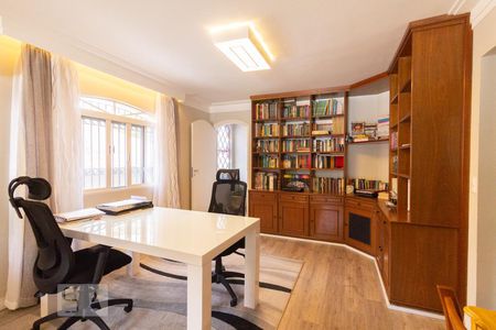 Casa de condomínio à venda com 300m², 3 quartos e 4 vagassala estar 2