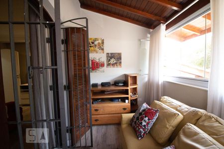 Casa de condomínio à venda com 300m², 3 quartos e 4 vagasvaranda suite quarto 3