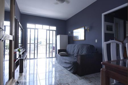 Sala de apartamento para alugar com 2 quartos, 80m² em Jardim Guanabara, Rio de Janeiro