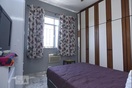 Quarto 1 de apartamento para alugar com 2 quartos, 80m² em Jardim Guanabara, Rio de Janeiro