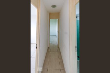 Corredor de apartamento para alugar com 2 quartos, 43m² em Vila Alpina, São Paulo