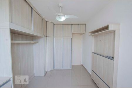 Quarto 1 de apartamento para alugar com 2 quartos, 68m² em Estácio, Rio de Janeiro