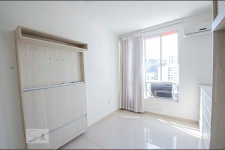 Quarto 1 de apartamento para alugar com 2 quartos, 68m² em Estácio, Rio de Janeiro