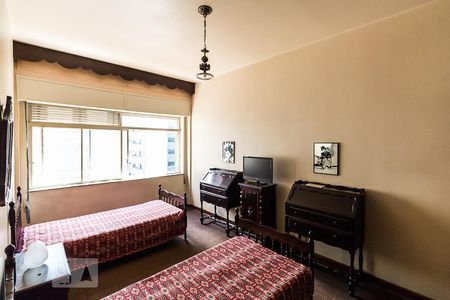 Apartamento à venda com 180m², 3 quartos e 1 vagaQuarto