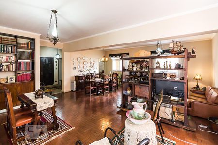 Apartamento à venda com 180m², 3 quartos e 1 vagaSala