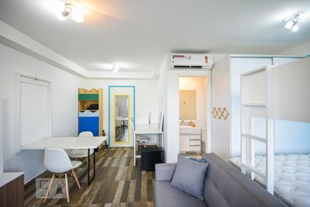 Apartamento para alugar com 1 quarto, 33m² em Santo Amaro, São Paulo