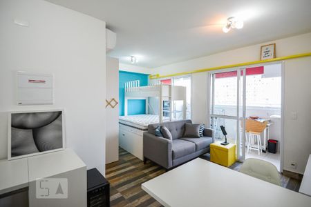Apartamento para alugar com 1 quarto, 33m² em Santo Amaro, São Paulo