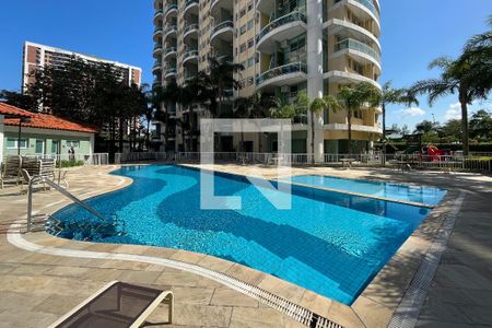 Apartamento à venda com 94m², 2 quartos e 1 vagaÁrea Comum - Piscina