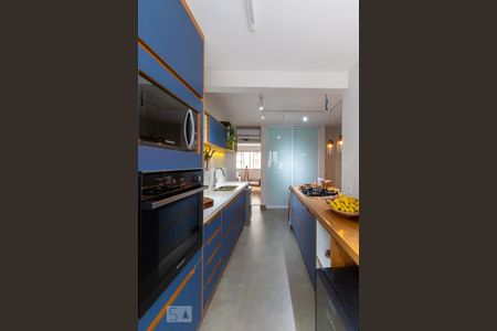 Cozinha de apartamento para alugar com 3 quartos, 135m² em Cambuí, Campinas