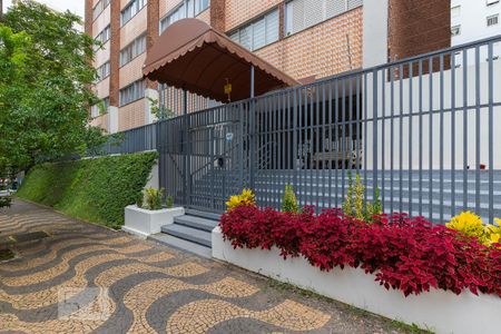 Fachada de apartamento para alugar com 3 quartos, 135m² em Cambuí, Campinas