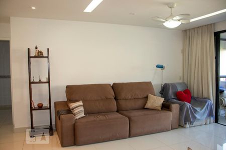 Sala de apartamento para alugar com 3 quartos, 170m² em Barra da Tijuca, Rio de Janeiro
