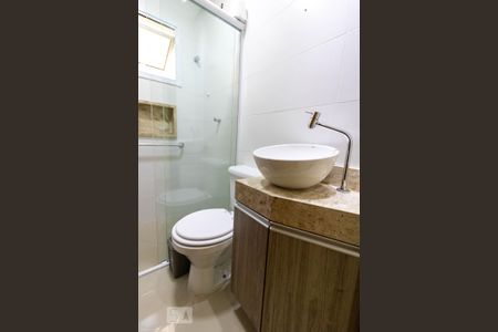 Banheiro  de apartamento à venda com 2 quartos, 55m² em Parque das Nações, Santo André