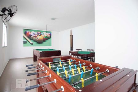 Apartamento para alugar com 45m², 2 quartos e 1 vagasala de jogo