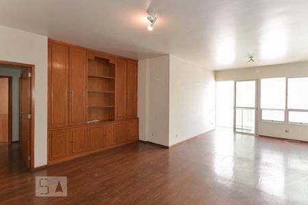 Sala de apartamento para alugar com 3 quartos, 140m² em Vila Isabel, Rio de Janeiro