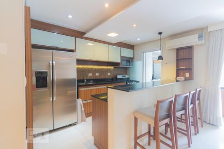 Apartamento à venda com 170m², 2 quartos e 2 vagasCozinha