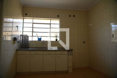 Casa à venda com 400m², 3 quartos e 3 vagasCozinha 