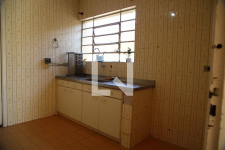 Casa à venda com 400m², 3 quartos e 3 vagasCozinha 