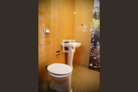 Casa à venda com 400m², 3 quartos e 3 vagasBanheiro de serviço