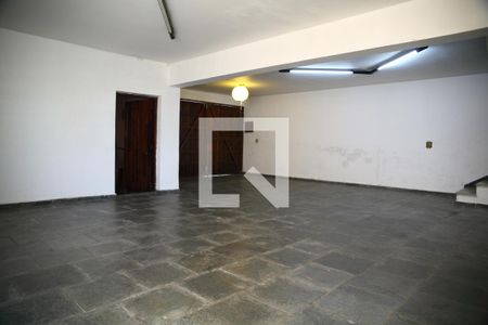 Casa à venda com 400m², 3 quartos e 3 vagasGaragem 