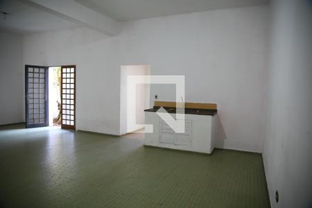 Casa à venda com 400m², 3 quartos e 3 vagasSalão de Festas 