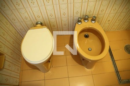 Casa à venda com 400m², 3 quartos e 3 vagasBanheiro da Suíte 