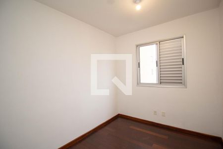Quarto 1 de apartamento para alugar com 2 quartos, 50m² em Vila Arcádia, São Paulo