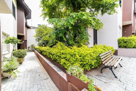 Casa de condomínio à venda com 70m², 2 quartos e 1 vaga Casa de condomínio à venda com 70m², 2 quartos e 1 vagaÁrea Comum