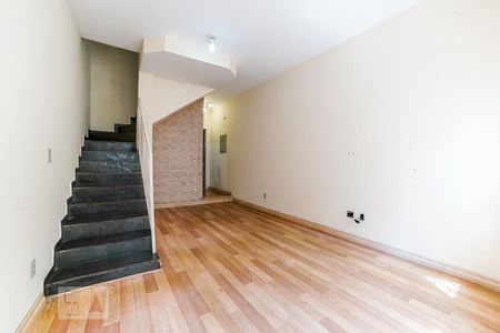 Sala de casa de condomínio à venda com 2 quartos, 70m² em Vila Ede, São Paulo