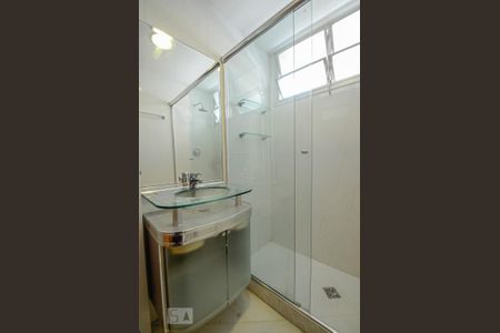 Banheiro de apartamento para alugar com 3 quartos, 110m² em Andaraí, Rio de Janeiro