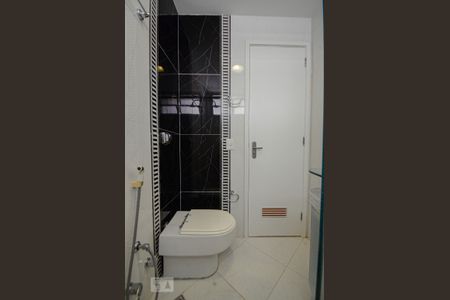 Banheiro de apartamento para alugar com 3 quartos, 110m² em Andaraí, Rio de Janeiro