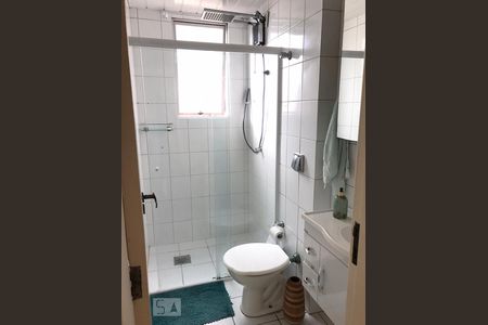 Banheiro de apartamento para alugar com 2 quartos, 76m² em Capoeiras, Florianópolis