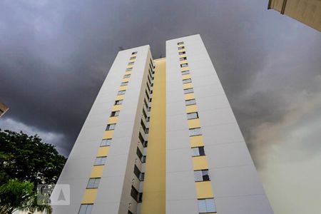Apartamento para alugar com 88m², 3 quartos e 2 vagas Apartamento para alugar com 88m², 3 quartos e 2 vagasPredio