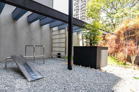 Studio à venda com 27m², 1 quarto e 1 vaga Studio à venda com 27m², 1 quarto e 1 vagaAcademia