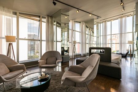 Studio à venda com 27m², 1 quarto e 1 vaga Studio à venda com 27m², 1 quarto e 1 vagaÁrea comum