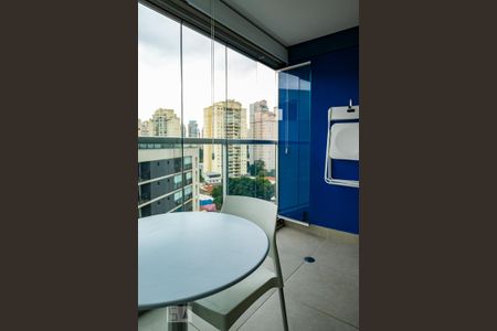 Studio à venda com 27m², 1 quarto e 1 vaga Studio à venda com 27m², 1 quarto e 1 vagaVaranda