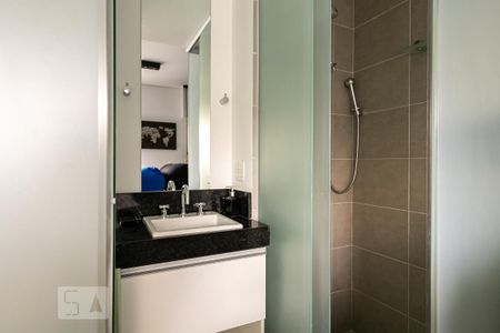 Studio à venda com 27m², 1 quarto e 1 vaga Studio à venda com 27m², 1 quarto e 1 vagaBanheiro