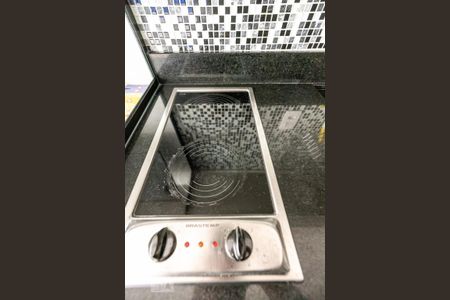 Cozinha de kitnet/studio à venda com 1 quarto, 27m² em Vila Olímpia, São Paulo