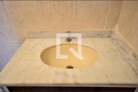 Apartamento à venda com 60m², 2 quartos e sem vagaBanheiro