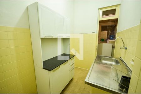 Apartamento à venda com 60m², 2 quartos e sem vagaCozinha