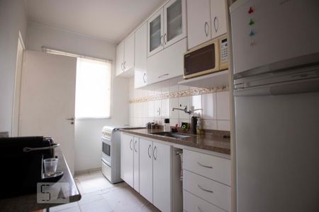 Apartamento para alugar com 93m², 2 quartos e 1 vagacozinha