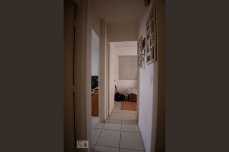 corredor de apartamento para alugar com 2 quartos, 93m² em Vila São Bento, Campinas