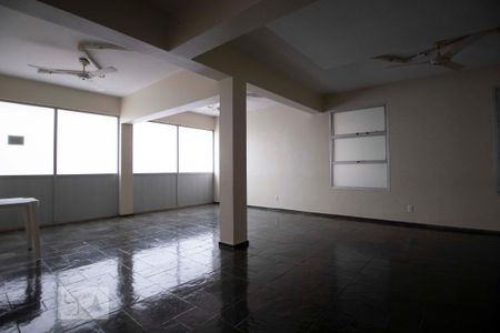 Apartamento para alugar com 93m², 2 quartos e 1 vagasalao