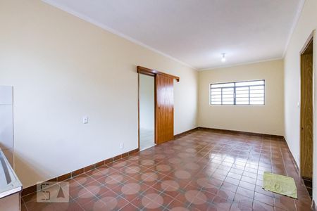 Casa para alugar com 204m², 3 quartos e 4 vagas Casa para alugar com 204m², 3 quartos e 4 vagasCozinha
