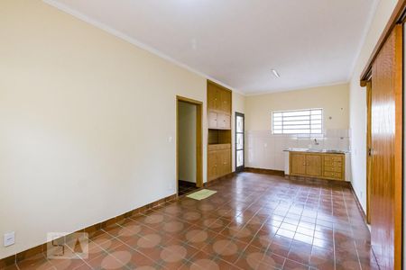 Casa para alugar com 204m², 3 quartos e 4 vagas Casa para alugar com 204m², 3 quartos e 4 vagasCozinha