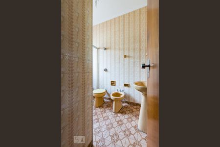 Casa para alugar com 204m², 3 quartos e 4 vagas Casa para alugar com 204m², 3 quartos e 4 vagasBanheiro