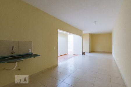 Casa para alugar com 204m², 3 quartos e 4 vagas Casa para alugar com 204m², 3 quartos e 4 vagasQuintal do Fundo