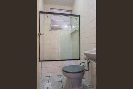 Banheiro de apartamento para alugar com 1 quarto, 39m² em Botafogo, Rio de Janeiro