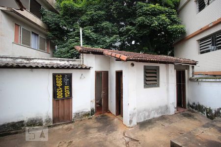 Casa à venda com 140m², 3 quartos e 1 vagaFachada casa de serviço