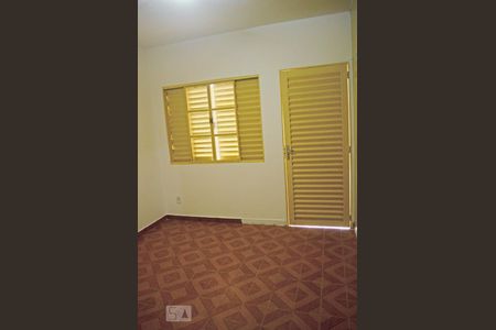 Quarto 2 de apartamento para alugar com 2 quartos, 60m² em Guará I, Brasília